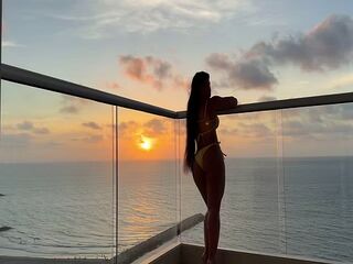 POV deliciosa mamada mientras cae el atardecer
